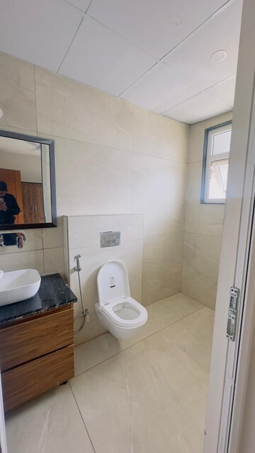 Bathroom in 1 BHK Apartment at Sector 17 – for Rent