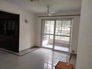 Living Room in 3 BHK Apartment at Orchid Petals, Sector 49 – for Rent