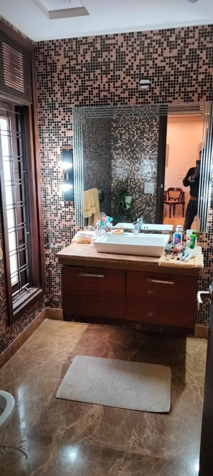 Bedroom, green park 4 Bedroom 300 Sq.Yd. Independent House In Green Park Delhi 8105175