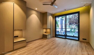Room in 4 BHK Builder Floor at Ansal Sushant Lok I, Sector 43 – for Sale