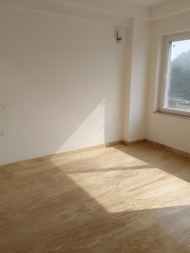 Room, kashish-manor-one 2 Bedroom 1715 Sq.Ft. Apartment In Sector 111 Gurgaon 8105199