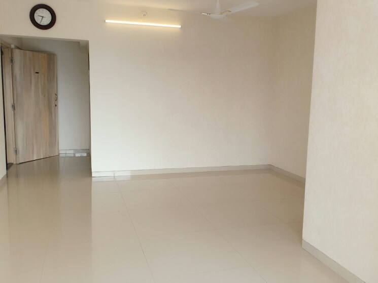 Room, goregaon west 2 Bedroom 650 Sq.Ft. Apartment In Goregaon West Mumbai 8105166