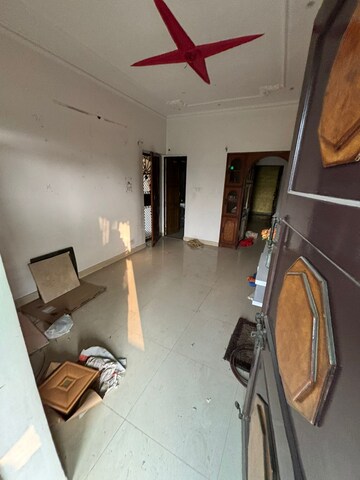 Master Bedroom in 2 BHK Apartment at Paschim Vihar – for Rent