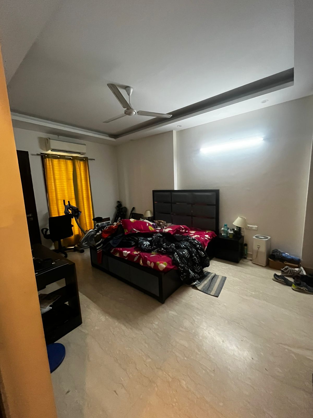 3 BHK 270 Sq.Ft. Builder Floor in DLF Green Avenue