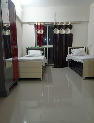 Room in  Pg at New Lake Palace, Powai – for Rent