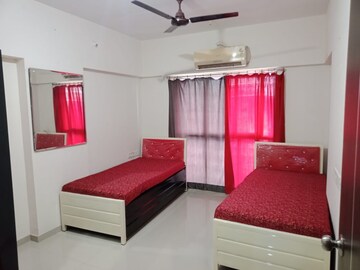 Room in  Pg at New Lake Palace, Powai – for Rent