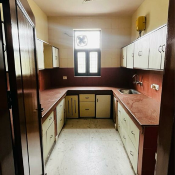Kitchen in 3 BHK Builder Floor at Chittaranjan Park – for Rent