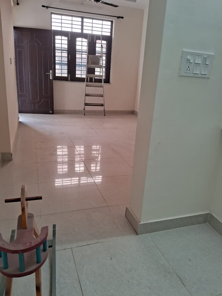 Room, sahastradhara road 3 Bedroom 1455 Sq.Ft. Builder Floor In Sahastradhara Road Dehradun 8105274