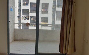 2 BHK Apartment For Rent in Kohinoor Sapphire 2, Tathawade