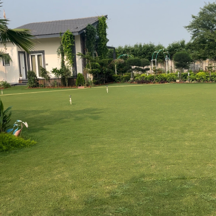 Garden, bptp-park-central 3 Bedroom 1400 Sq.Yd. Independent House In Sector 85 Faridabad 8105337