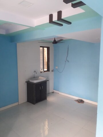 Room in 2 BHK Apartment at Ghansoli – for Rent