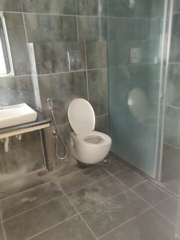 Bathroom in 4 BHK Apartment at City Center Banjara Hills, Banjara Hills – for Rent