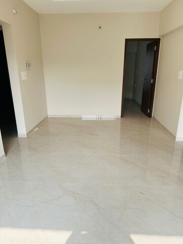 Room in 2.5 BHK Apartment at Shree Krishna Navageeta, Chembur – for Rent