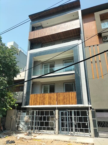 3 BHK Builder Floor – Exterior View View at Dlf Phase ii - for Sale