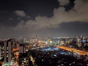 Swimming Pool in 2 BHK Apartment at Veena Serenity, Chembur – for Sale
