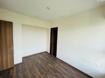 Room in 2 BHK Apartment at Piramal Vaikunth Vama, Balkum Pada – for Rent