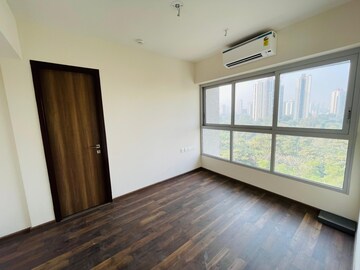 Room in 2 BHK Apartment at Piramal Vaikunth Vama, Balkum Pada – for Rent