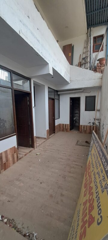 Parking in 2 BHK Builder Floor at BPTP Parklands Villa, Sector 88 – for Rent