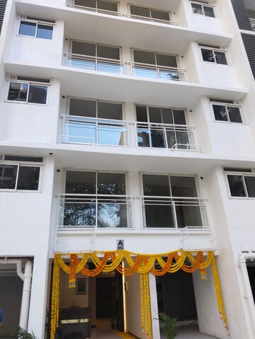 2 BHK Apartment For Rent in Sugee Atharva, Prabhadevi