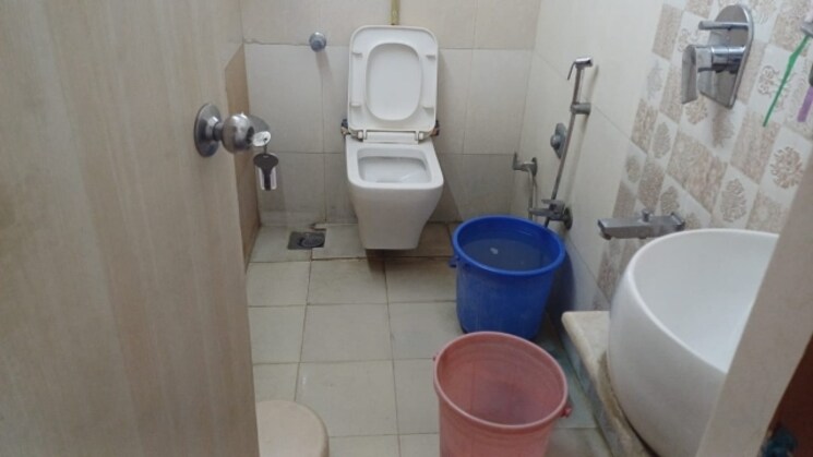 Bathroom, kavesar 2 Bedroom 585 Sq.Ft. Apartment In Kavesar Thane 8105684