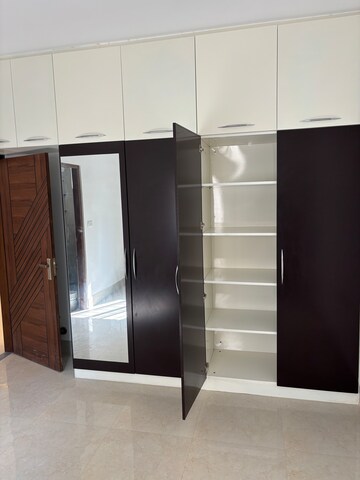 Furnished Amenities in 3 BHK Apartment at Malleswaram – for Rent