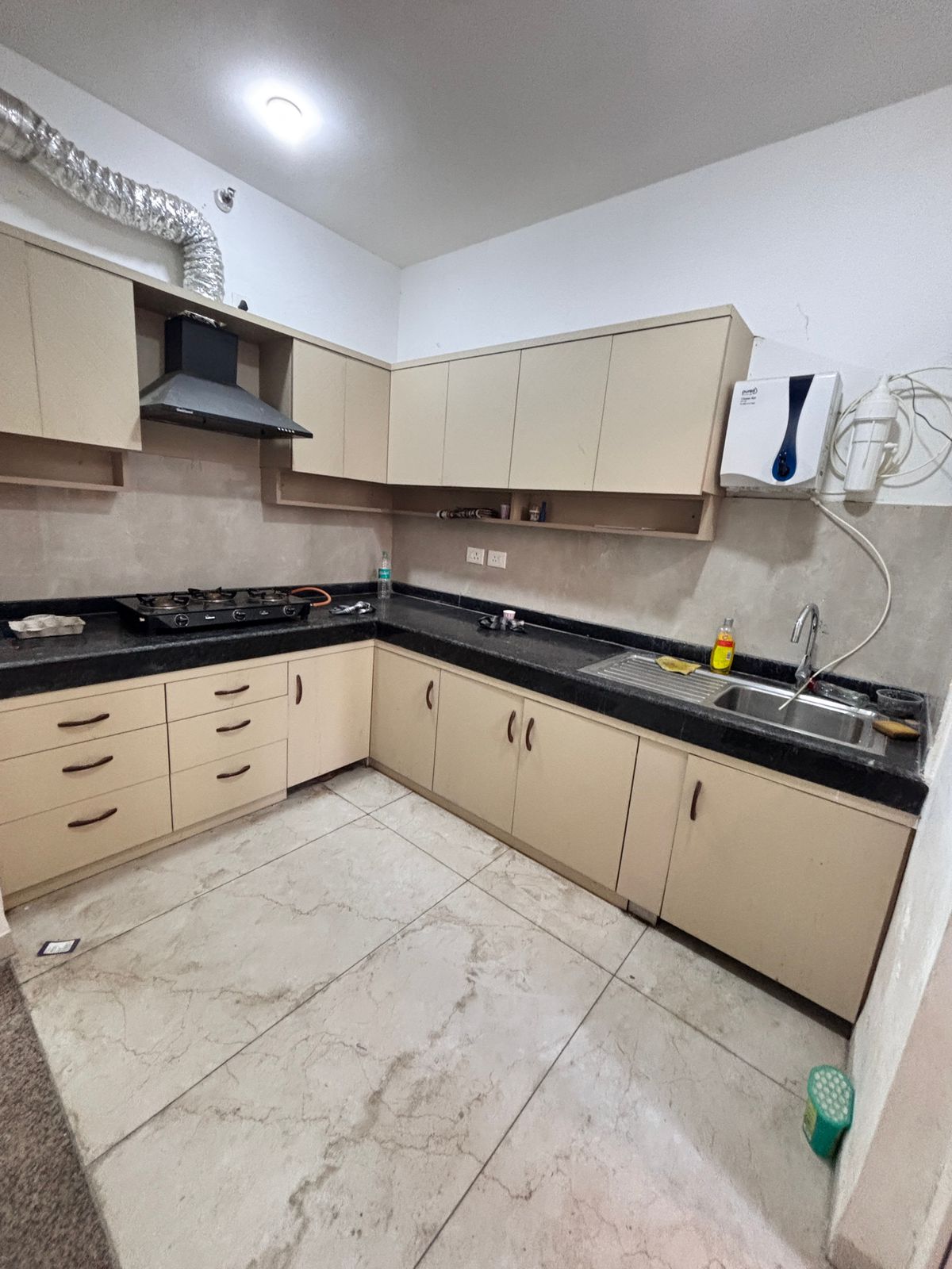 2 BHK Apartment For Sale in Rishita Manhattan