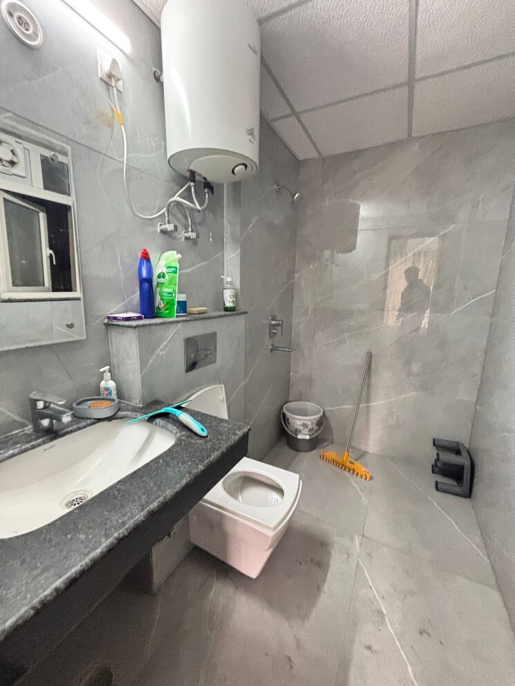 Master Bedroom, rishita-manhattan 2 Bedroom 905 Sq.Ft. Apartment In Gomti Nagar Lucknow 8105698