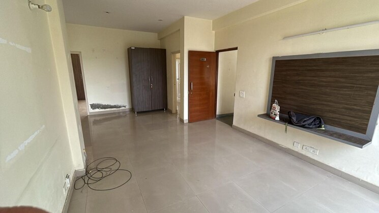 Room, roots-courtyard 3 Bedroom 240 Sq.Yd. Builder Floor In Sector 48 Gurgaon 8105700
