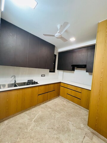 Kitchen in 3 BHK Independent House at Vipul World Plots, Sector 48 – for Rent