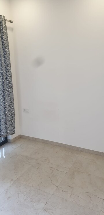 Room in 2 BHK Apartment at SSD Sai Arcade, Wakad – for Rent