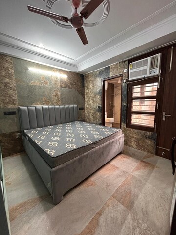 Bedroom in 1 RK Apartment at Sector 57 – for Rent