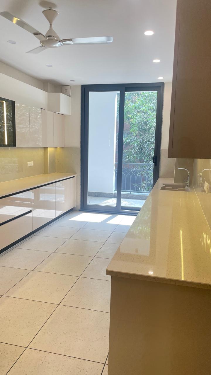 3 BHK + Study Room Apartment For Sale in Shree Vardhman Victoria