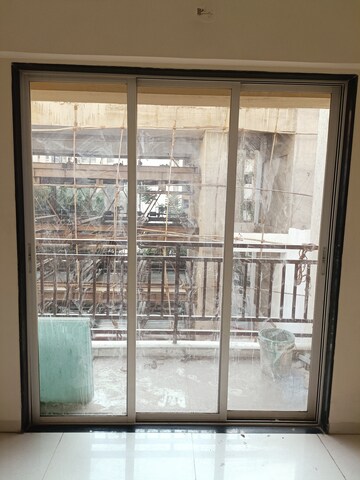 Room in 2 BHK Apartment at Sanghvi Nesta, Ghodbunder Road – for Sale