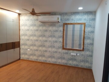 Room in 3 BHK Apartment at Incor Divino, Nallagandla – for Rent