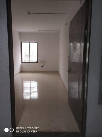 Room in  Office Space at Shukrawar Peth – for Rent