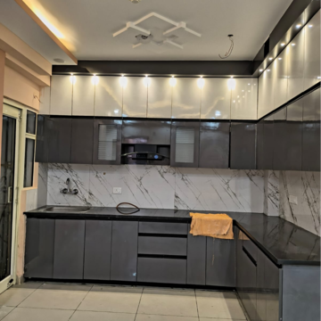 Kitchen in 3 BHK Apartment at Panchsheel Greens II, Panchsheel Green – for Rent