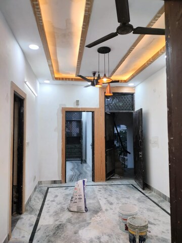 Building Lobby in 2 BHK Builder Floor at Sector 43 – for Sale