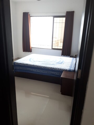 Bedroom in 3 BHK Apartment at Lalani Grandeur, Goregaon East – for Rent