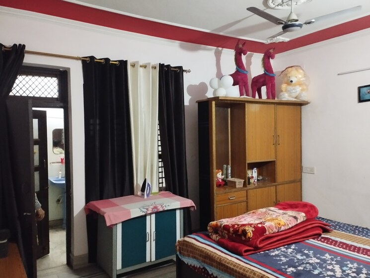 Bedroom, adarsh nagar 4 Bedroom 182 Sq.Yd. Independent House In Adarsh Nagar Sonipat 8105890