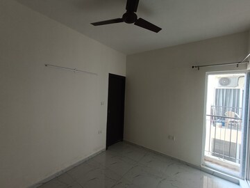 Room in 2 BHK Apartment at Pivotal Paradise, Sector 62 – for Rent