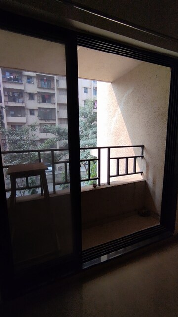 Room in 1 BHK Apartment at Raunak City Sector 4, Kalyan West – for Rent
