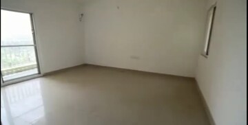 Room in 6+ BHK Apartment at Jankipuram – for Rent