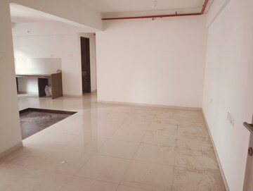 Room in 3 BHK Apartment at Acme Ozone, Manpada – for Rent