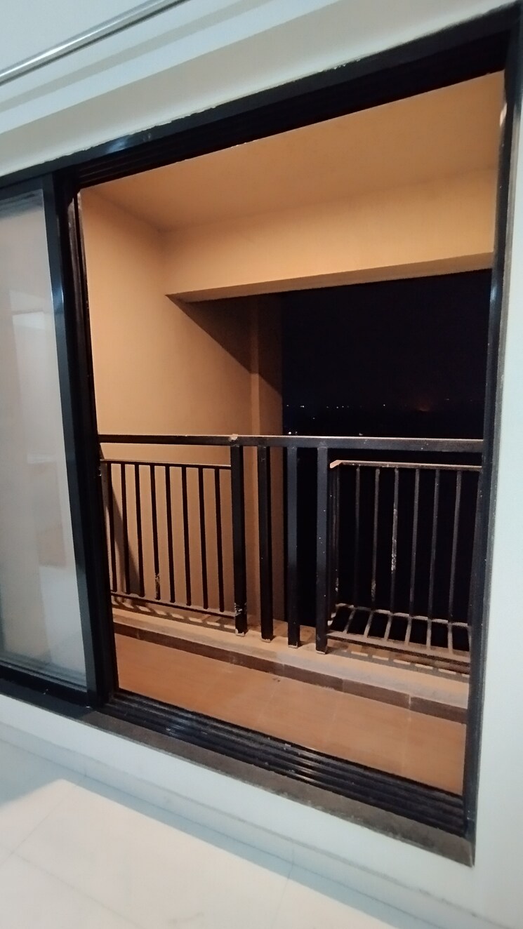 Balcony, raunak-city-sector-4-d6 2 Bedroom 8500 Sq.Ft. Apartment In Kalyan West Thane 8105931