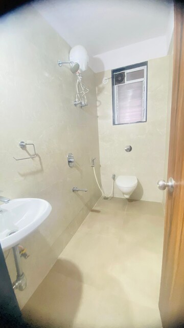 Bathroom in 1 BHK Apartment at Thane West – for Rent
