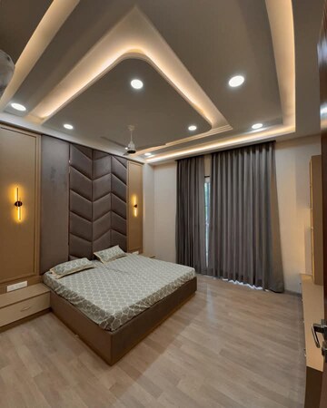 Bedroom in 4 BHK Villa at Dcm – for Sale