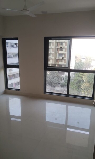 Room in 2.5 BHK Apartment at Akshay Amardeep, Chembur – for Rent