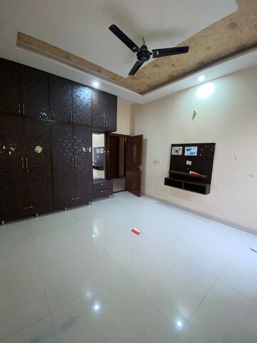 Bedroom in 2 BHK Apartment at Sunny Enclave – for Rent