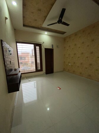 2 BHK Apartment For Rent in Sunny Enclave Mohali  8106017