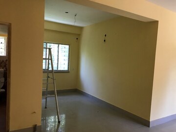 Living Room in 1.5 BHK Builder Floor at Jail Road – for Sale